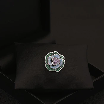 Camellia Kis Pin Magas Minőségű Virág Csokrot Ruházati Kiegészítők Luxus Öltöny Kabát Bross Női Dekoltázs Ékszer Csatja Ajándékok
